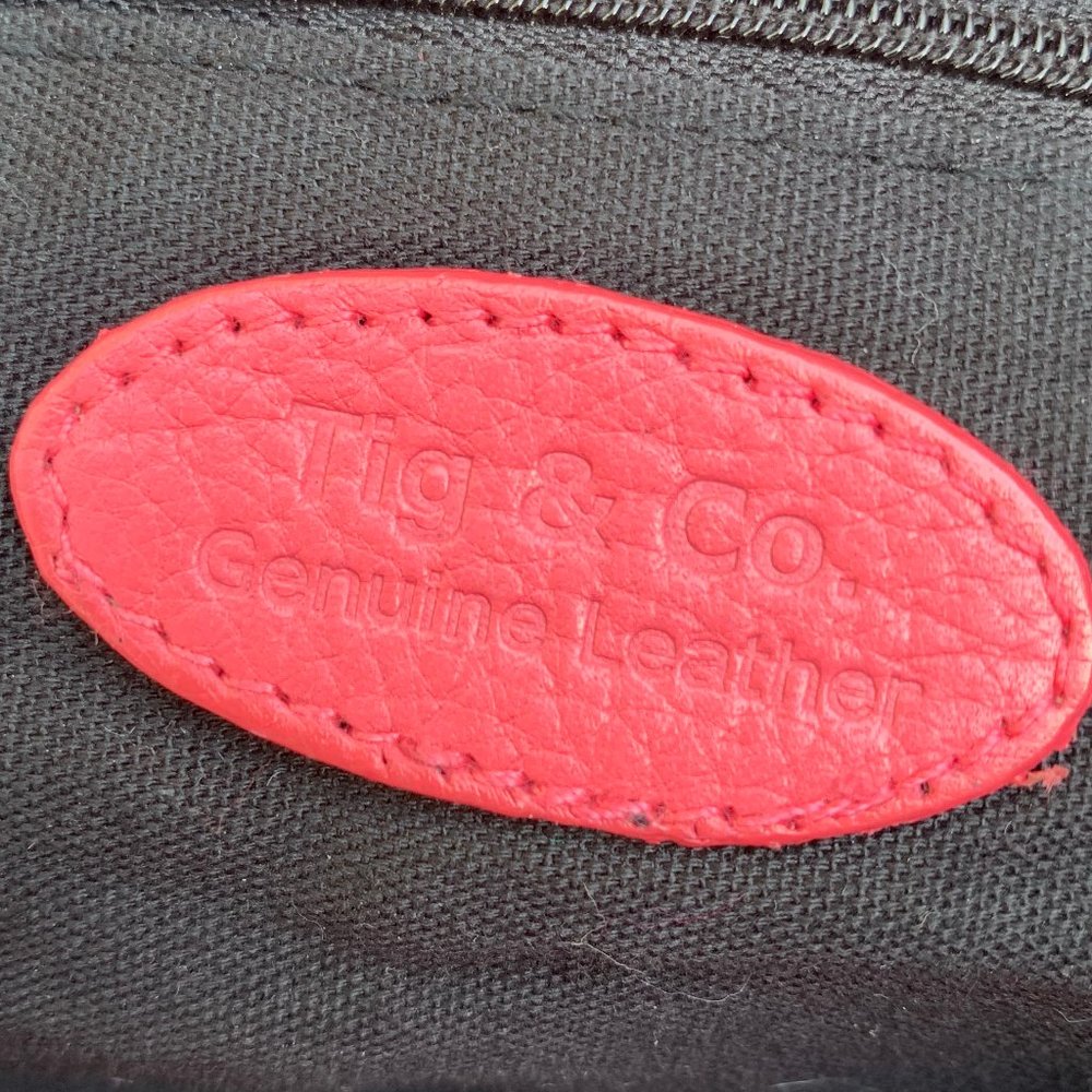 Tig and Co. Genuine Leather Shoulder Bag - Picture 10 of 16